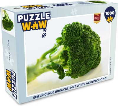 Puzzel Een liggende broccoli met witte achtergrond - Legpuzzel - Puzzel 1000 stukjes volwassenen