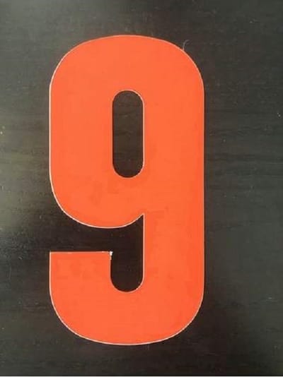 Reflecterend Cijfersticker: 9 ORANJE 16,5cm  - Brievenbussticker, Plaknummer, Huisnummersticker, Kliko sticker, Containersticker