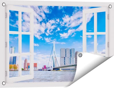 Gards Tuinposter Doorkijk Erasmusbrug aan het Water in Rotterdam - 60x40 cm - Tuindoek - Tuindecoratie - Wanddecoratie buiten - Tuinschilderij