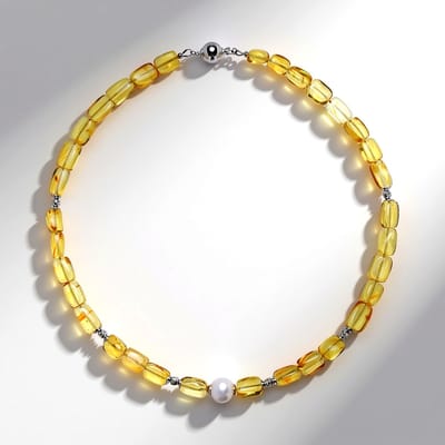 Cavill - 925 Sterling Zilver Halsketting - 72.5 ct Baltische Barnsteen Mistig - Witte Zoetwaterparel - Elegant 42 cm Monosono