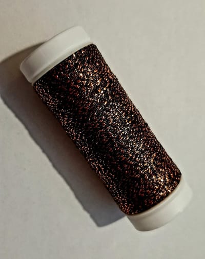 Modinetje metallic borduurgaren copper - koper bruin - antique - col. 1896 -100 m garen - naaigaren shimmer