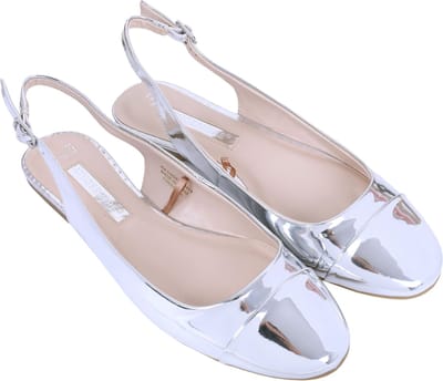 Zilveren, glinsterende spiegel ballerina's