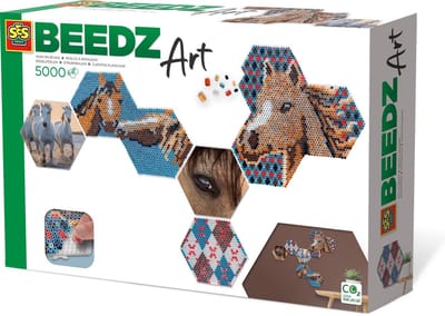 SES Beedz Art - Hex tiles Paarden - 5000 strijkkralen - collage met strijkkralen en foto's - complete set met grondplaten en fotostickers