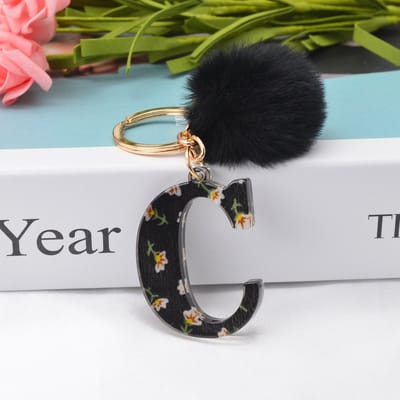 Letter Sleutelhanger A-Z – Luxe Initialen Sleutelhanger met Pompon & Kwastje – Tashanger voor Dames & Meisjes – Accessoire voor Sleutelbos, Handtas, Rugzak & Autosleutel – Persoonlijk Cadeau voor Vrouw, Moeder, Dochter & Vriendin