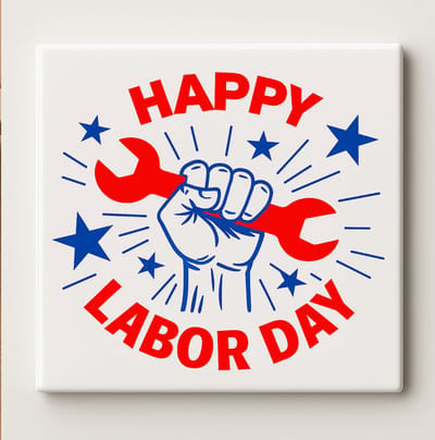 Vrolijke Labor Day Tegel 15x15 cm – Stoere Keramische Wanddecoratie voor Werknemers, Kantoor en Feestcadeau
