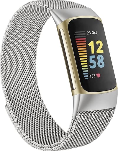 YPCd® Bandje geschikt voor Fitbit Charge 5 - Zilver - Milanees RVS - Small