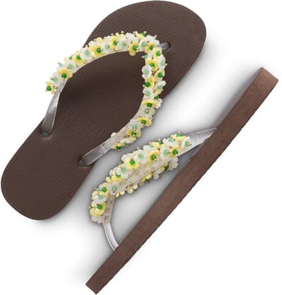 Uzurii | Teenslippers | Dames | Coffee | Maat 37/38