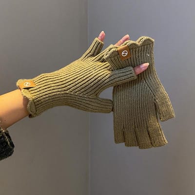 Gants Mi-doigts en Polaire de Vison Pour Femmes Doux Hiver Chaud Luxe Couleur Unie Peluche Tricotés Sans Doigts Moufles 19x7 cm beige