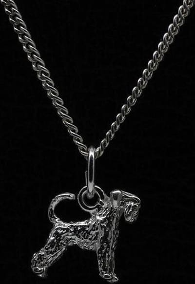 Zilveren Riesen schnauzer oren ongecoupeerd met staart ketting hanger - klein