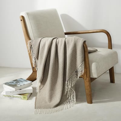 Dailygoods- Chenille-deken 127x152 cm - Ademend - Zacht - Warm - Imitatiekasjmier - Geweven patroon met kwastjes - Onderhoudsvriendelijk - Plaid