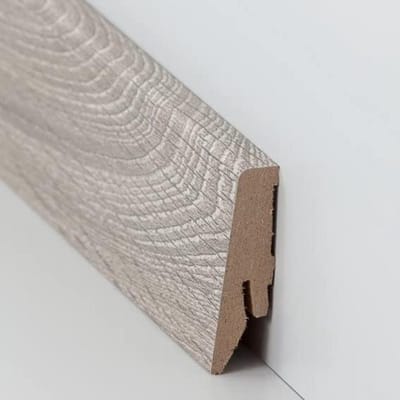 Plint MDF - Vloerlijst - Afwerking Muur - Folie bekleed - 18 x 58 x 2500 mm - Eiken