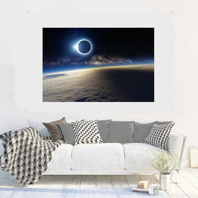 Allernieuwste.nl® Canvas Schilderij Totale Zonsverduistering - Kunst aan je Muur - Realistisch - Kleur - 40 x 70 cm
