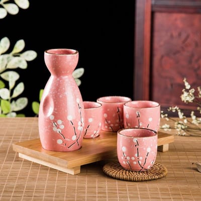 Japanse Sake Pot Wijnglazen Japanse Stijl Handbeschilderde Sake Keukengerei Set van Vier Kopjes Keramisch Wijnservies en Kopjes brown