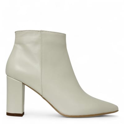 Noë Shoes Nirma Enkellaars Cream