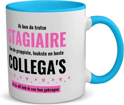 Akyol - ik ben de trotste stagiaire van de grappigste, leukste en beste collega's, en ja dit heb ik van hun gekregen koffiemok - theemok blauw - Stagiair - de trotste stagiaire - collega's - werknemers - verjaardag - cadeau - 350 ML inhoud