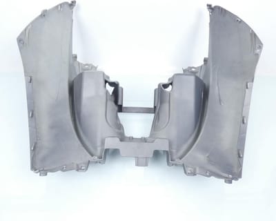 Tablier avant pour scooter Piaggio 400 MP3 Touring 2011 65370460EV 713/B Gris
