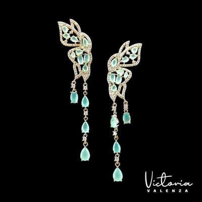 Victoria Valenza Saint-Tropez Luxe Oorbellen Dames Messing Oorringen Groene Steen Oorbellen - Goud kleurig - 1 Paar