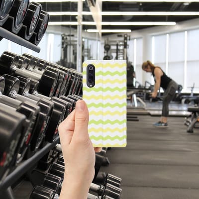 Xiaomi Mi 9 Hoesje met Magneet Waves Yellow