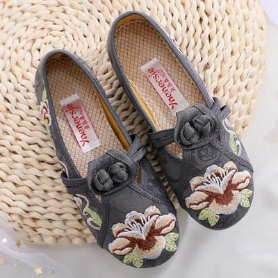 Dames Platte Geborduurde Schoenen Etnische Stijl Dansschoenen Oude Peking Stoffen Schoenen Casual Mama Schoenen 40