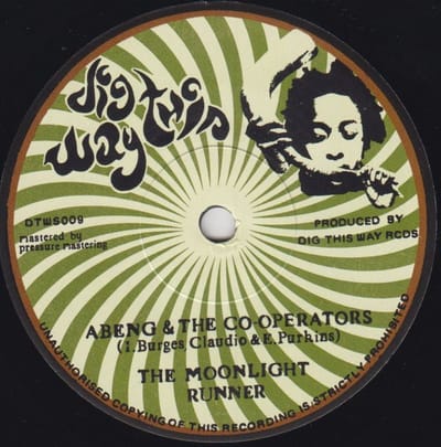 The Moonlight Runner/fugative Dub