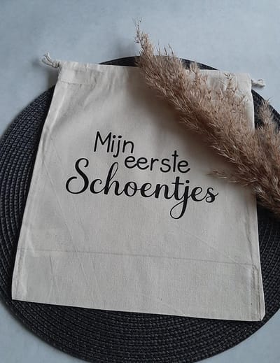 Mint11 - katoenen zakje Mijn eerste schoentjes - babyshowergift - kraamcadeau - bewaren - baby benodigdheden - bewaarzak