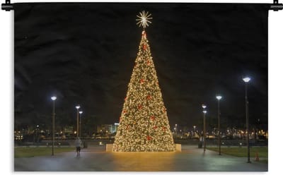 Wandkleed Kerst - Een enorme kerstboom in de Verenigde Staten Wandkleed katoen 180x120 cm - Wandtapijt met foto XXL / Groot formaat!