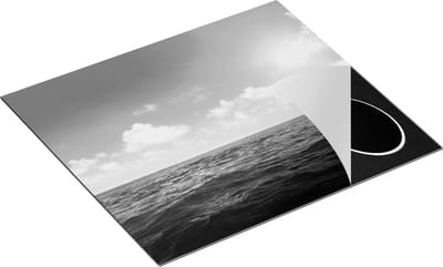Chefcare Inductie Beschermer Water Midden op Zee met Zonneschijn - Zwart Wit - 60x50 cm - Afdekplaat Inductie - Kookplaat Beschermer - Inductie Mat