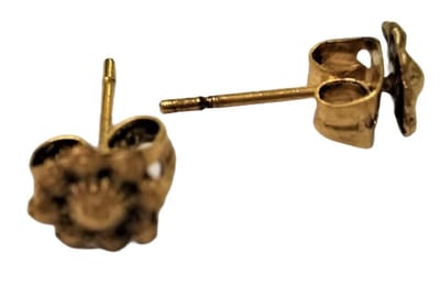 Zeeuws Meisje - Zeeuws knopje oorstekers mini, heel klein 4 mm, verguld met laagje echt goud