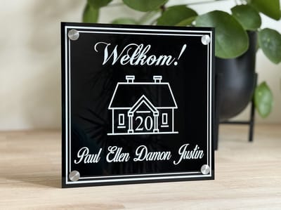 Naambordje / huisnummer voordeur welkom huisje glans zwart
