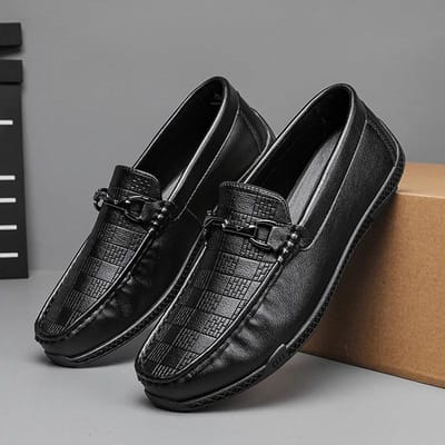 Luxe Zwart Leer Heren Casual Schoenen Nieuwe Formele Kledingschoenen Sneaker Designer Heren Loafers Ademend Instappers Rijschoenen 39 black