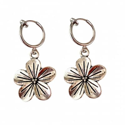 Klem oorbellen -zilverkleur -bloem- geen gaatje- Charme Bijoux