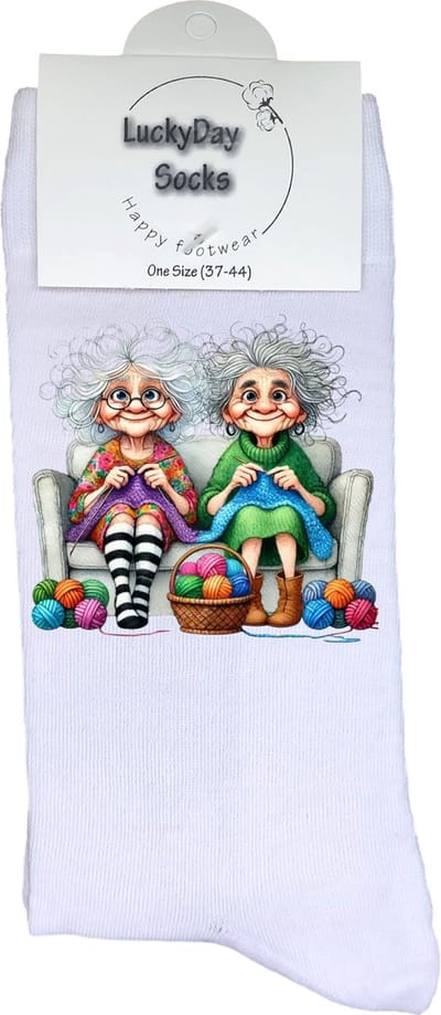 Liefste Oma - Grappige sokken - Origineel cadeau - Verjaardag cadeau - Sint cadeau - Leuke sokken - Breien - Vrolijke sokken - Grappig cadeau - Pensioen cadeau - Kerstcadeau - Vaderdag - Moederdag - Haken - Vriendinnen - Socks maken Happy - 37-44