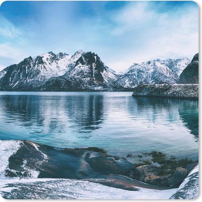 Muismat 20x20 cm - Mousepad Winter - Meer - Berg - Sneeuw - Muismatten - Kerst - Cadeau - Kerstcadeau voor mannen en voor vrouwen