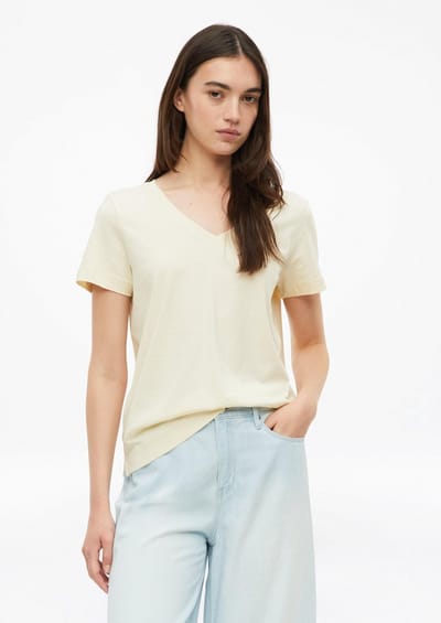 Dames T-shirt van zacht katoen met V-hals en zijsplit s.Oliver