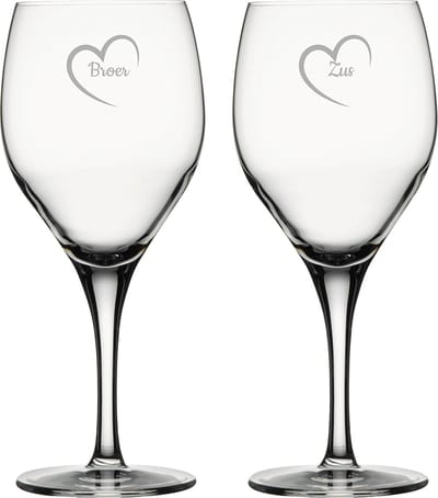 Gegraveerde Rode wijnglas 42,5cl Broer met hartje & Zus met hartje