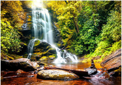 Fotobehangkoning - Behang - Vliesbehang - Fotobehang Magische Waterval - Bos - Natuur - Another wonder of nature  - 150 x 105 cm