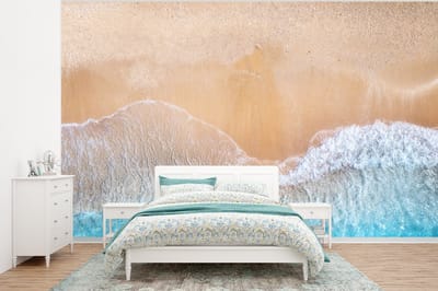 Behang - Fotobehang Strand - Zee - Zand - Zomer - Blauw - Golven - Breedte 375 cm x hoogte 280 cm