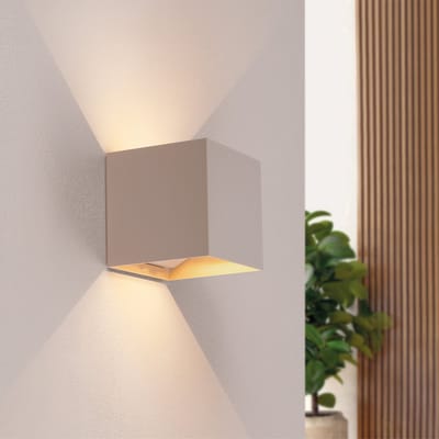 Ledvion - 2x USB Oplaadbare Wandlamp met Sensor – 4400 mAh – Beige – Draadloos – IP44 – Binnen & Buiten – Warm Wit Licht