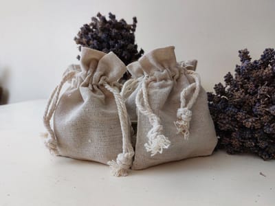 Heerlijk ruikend jute zakjes lavendel 2x 20 gr. 40 gram totaal Franse lavendel