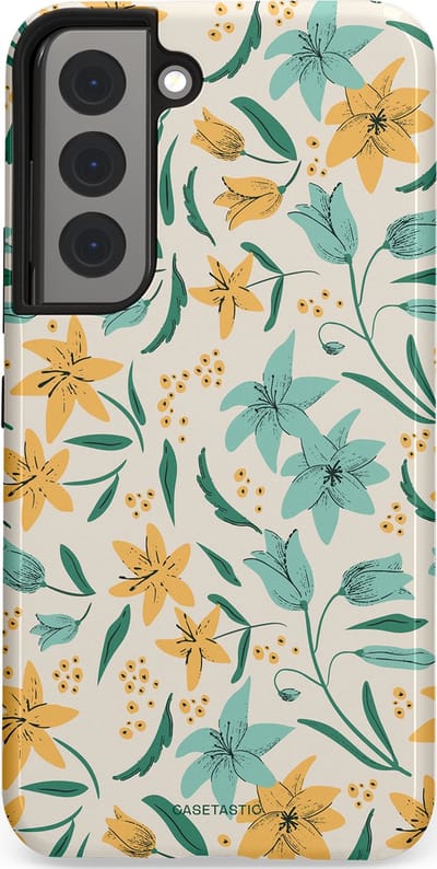 Casetastic Hoesje Geschikt voor Samsung S22 - Stijlvolle Beschermende Duo-layer Case - Sereen in bloei