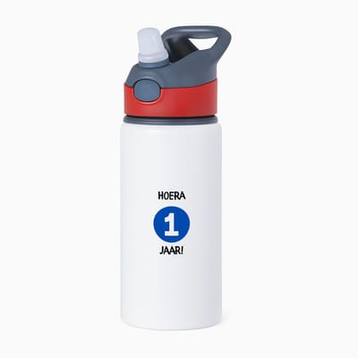 Hacebo® - Hoera 1 jaar waterfles met rietje rood - Verjaardag - Jarigen - Verjaardagscadeau - baby - Happy birthday - water fles - 650ML