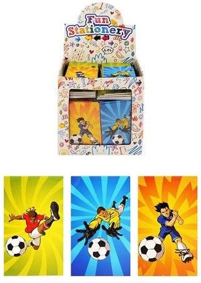 168 Stuks - Uitdeelcadeautjes - Notitieboekjes - Model: Voetbal - In Traktatiebox - Uitdeel - Traktatie voor kinderen - Jongens