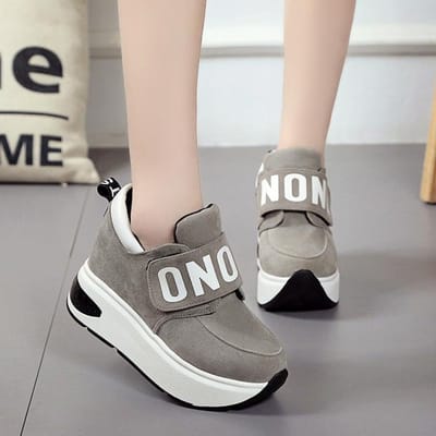 Lente en Herfst Dames Schoenen Dikke Zool Hoogte Verhogen Binnenzool Schommelzool Instappers Sports Sleehak Klittenband Schoenen Dames Mode 40 zwart