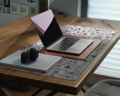 Coloray Bureau Onderlegger - Steenkunst Computer Mat - 100 cm x 50 cm - Veelkleurig Bureau Onderlegger - Bureau Pad - Bureau Mat - Bureaumat - Onderlegger Bureau