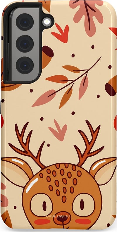 Casetastic hoesje geschikt voor Samsung Galaxy S22 - Dubbellaagse bescherming - Hert in de herfst - Fashion Case - Zand Terracotta Rood