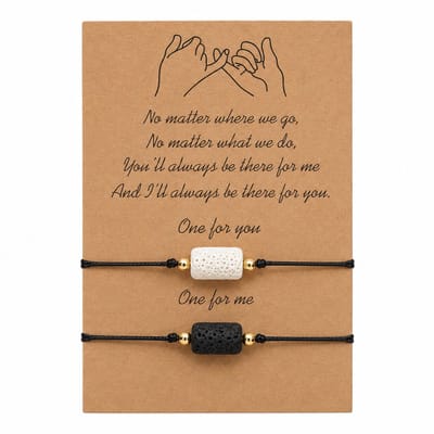 Engravia by Derya – Vriendschapsarmband Set – Natuursteen Lava Kralen – Minimalistisch Duo Design – Cadeau voor Beste Vriendin, Koppel of Familie