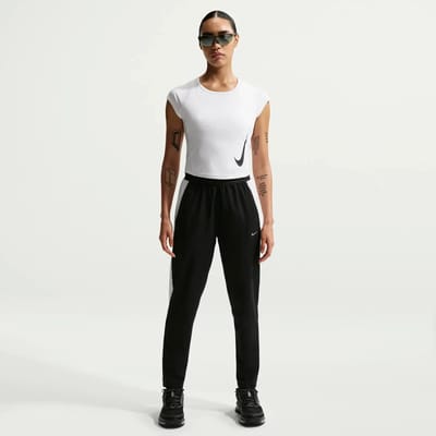 Damestrui Nike Tempo Swoosh