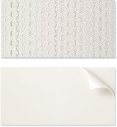 Zelfklevend vinyl wandpaneel 100x50 cm met een subtiel golvend patroon.