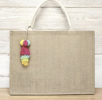 Straw Beach Bag for Women, Large Tote Bag with Tassel, Handwoven Natural Straw Shoulder Bag with Handle