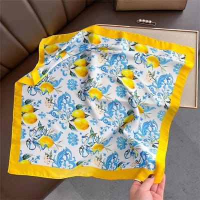 70cm Vierkante Citroenprint Gele Vierkante Zijden Sjaal Casual Elegant Dun Ademend Nek Vrouwen Winddichte Hoofdband Haar Sjaals 2025 70x70cm yellow